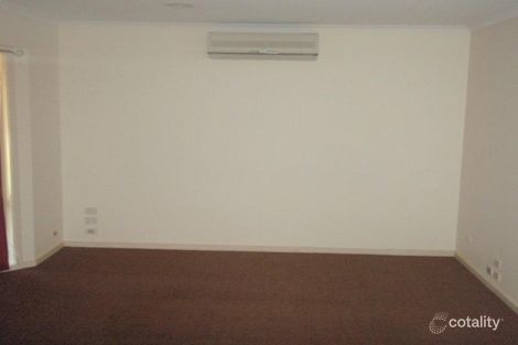 Property photo of 21 Dutton Close Lynbrook VIC 3975