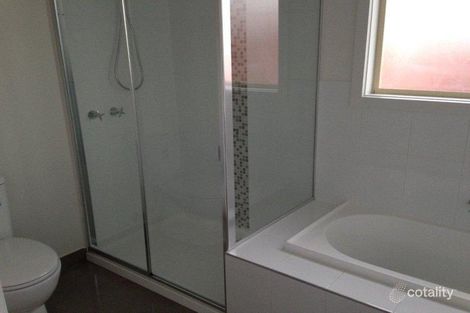 Property photo of 1/10 Pratt Street Reservoir VIC 3073