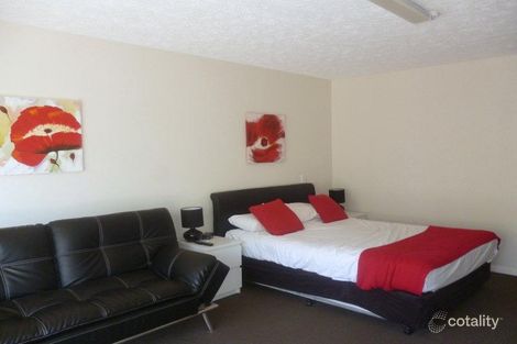 Property photo of 214/2007 Gold Coast Highway Miami QLD 4220