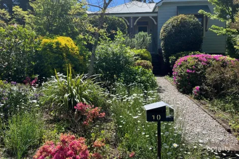 Property photo of 10 Barratt Street Blackheath NSW 2785