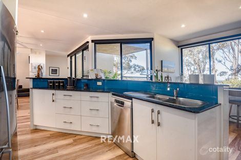 Property photo of 81 Seaview Parade Kalimna VIC 3909