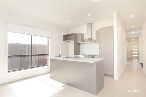 Property photo of 39 Moroka Avenue Weir Views VIC 3338