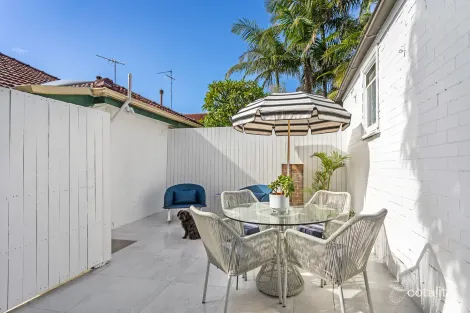 Property photo of 4/25-27 Curlewis Street Bondi Beach NSW 2026