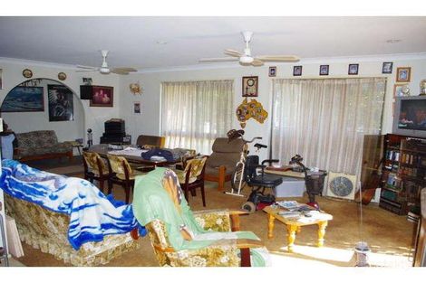 Property photo of 21 Leonie Crescent Lamb Island QLD 4184