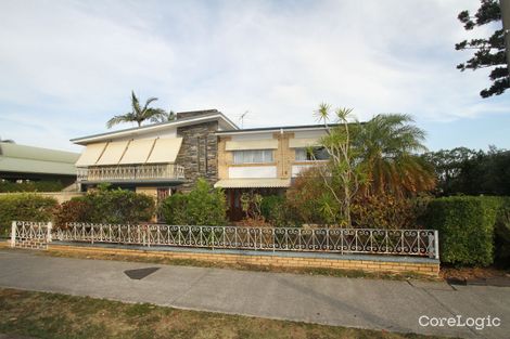 Property photo of 24 Oxlade Drive New Farm QLD 4005