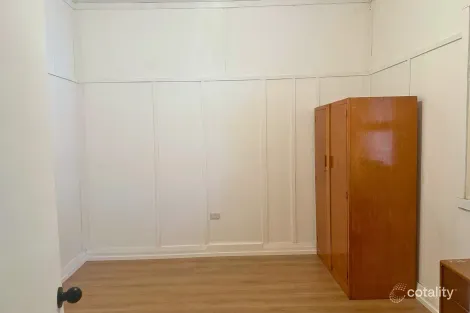 Property photo of 35 High Street Kogan QLD 4406