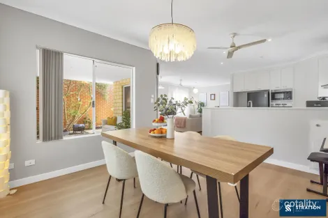 Property photo of 12 Beachside Parade Yanchep WA 6035