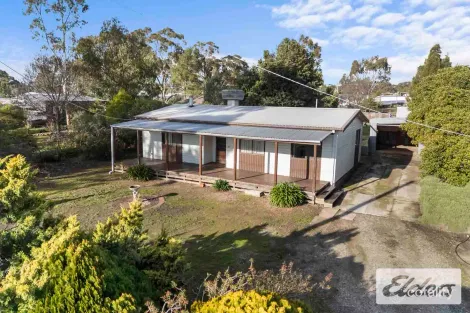 18 Homebush Rd, Avoca, VIC 3467