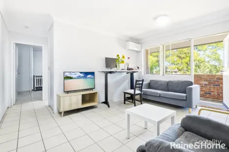 Property photo of 21/44 Luxford Road Mount Druitt NSW 2770