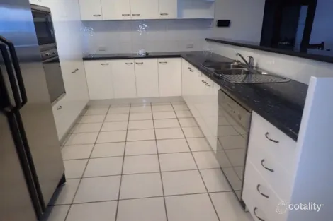 Property photo of 5/7 Megan Place Mackay Harbour QLD 4740