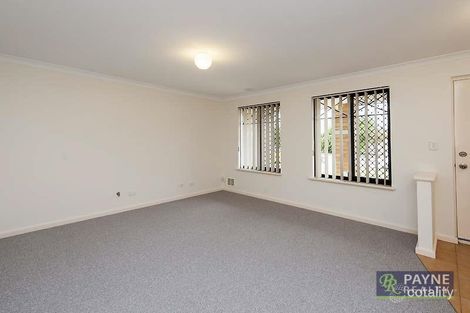 Property photo of 15 Chesapeake Parade Port Kennedy WA 6172