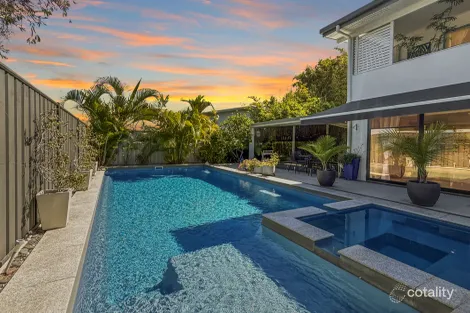 2 Saunders St, Point Vernon, QLD 4655