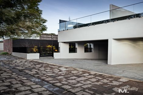 Property photo of 8 Ngarveno Street Moonee Ponds VIC 3039