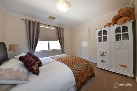 Property photo of 1 Loretta Fairway Carramar WA 6031