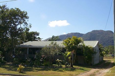 328 Pinnacle Dr, Rasmussen, QLD 4815