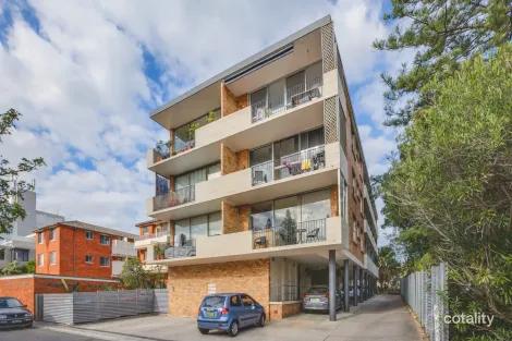 Property photo of 12/168 Pacific Parade Dee Why NSW 2099