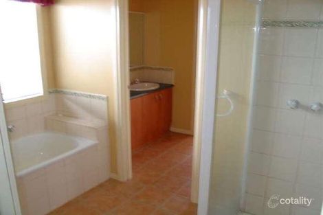 Property photo of 13 Cromwell Road Werribee VIC 3030