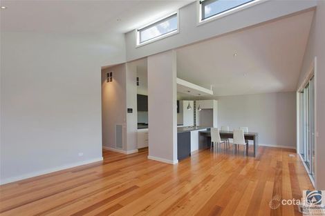 Property photo of 7 McIllree Court Wodonga VIC 3690