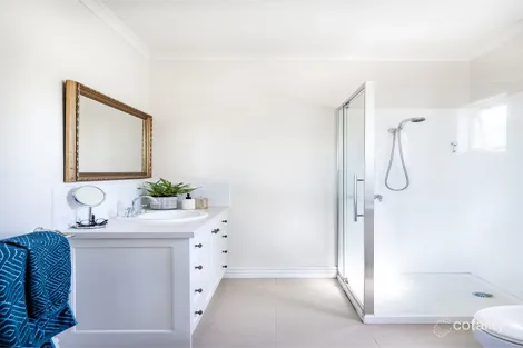 Property photo of 30 Roseneath Road Warncoort VIC 3243