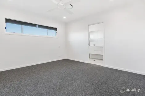 Property photo of 25 Sally Crescent Nirimba QLD 4551