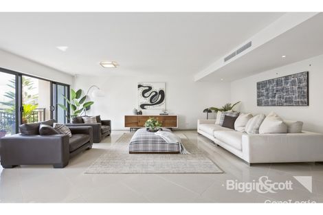 Property photo of 8/71 Beach Street Port Melbourne VIC 3207