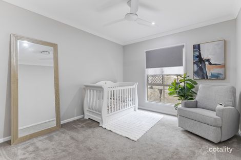 Property photo of 38 Pickering Place Upper Kedron QLD 4055