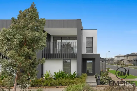 1 Gudali Walk, Clyde North, VIC 3978