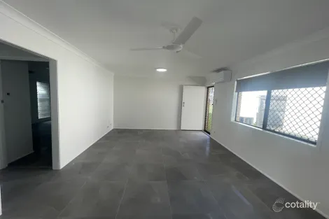 Property photo of 4/94 Chestnut Street Wynnum QLD 4178