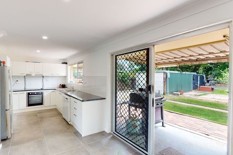 Property photo of 7 Sandpiper Street Beachmere QLD 4510