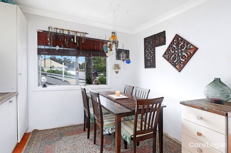 Property photo of 31 Windsor Road Berkeley Vale NSW 2261
