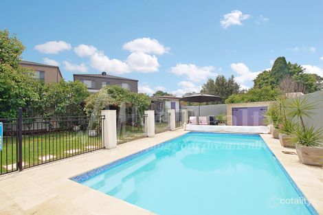 Property photo of 23 Ayres Crescent Georges Hall NSW 2198