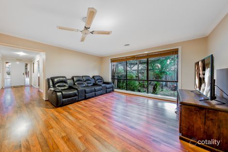 Property photo of 4 Foxwood Drive Cranbourne East VIC 3977