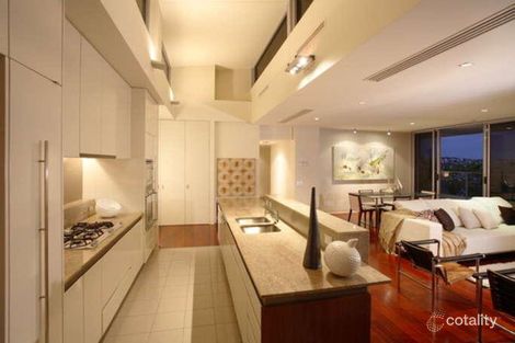 Property photo of 1832/22 Refinery Parade New Farm QLD 4005