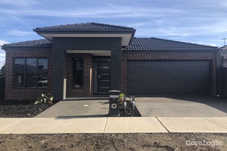 Property photo of 38 Carver Circuit Wollert VIC 3750