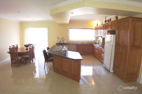 Property photo of 6 Bimbadeen Street Burnside VIC 3023