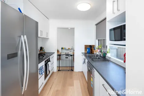 Property photo of 3 Pugsley Avenue Estella NSW 2650