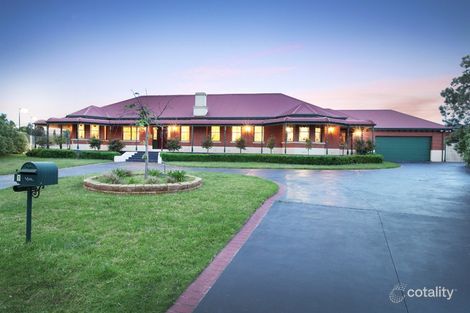 Property photo of 13 Casablanca Court Greenvale VIC 3059