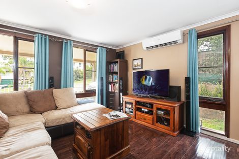 Property photo of 11 Glen Mitchell Street Bolton Point NSW 2283