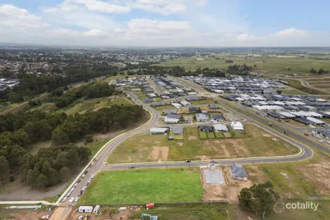 Property photo of 29 Loane Circuit Farley NSW 2320