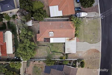 Property photo of 14 Lymburner Drive Hillarys WA 6025
