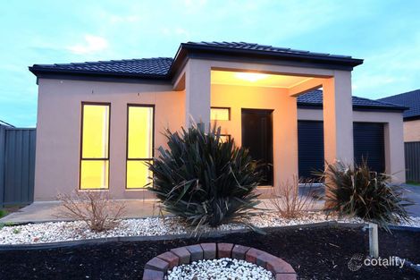 Property photo of 7 Downing Square Pakenham VIC 3810