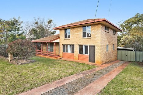 34 Mott Cres, Rockville, QLD 4350