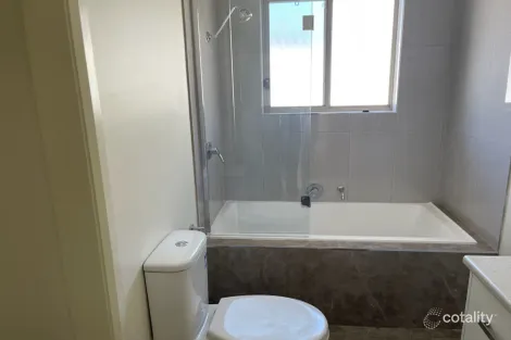 Property photo of 2/24 Olympic Avenue Shepparton VIC 3630
