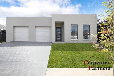 14a Roy Cres, Thirlmere, NSW 2572