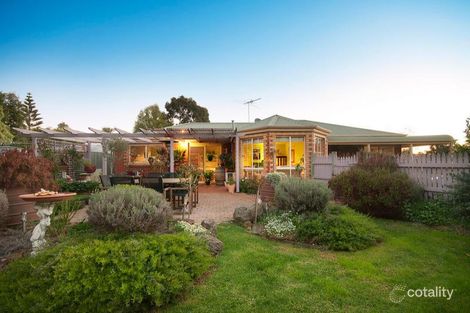 Property photo of 3 Bruce Court Berwick VIC 3806