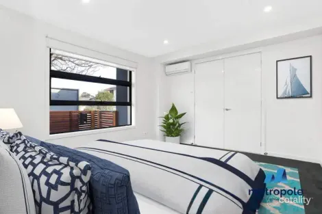 Property photo of 3 Sherwood Street Ormond VIC 3204