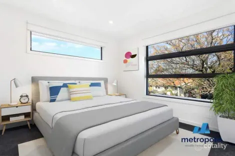 Property photo of 3 Sherwood Street Ormond VIC 3204