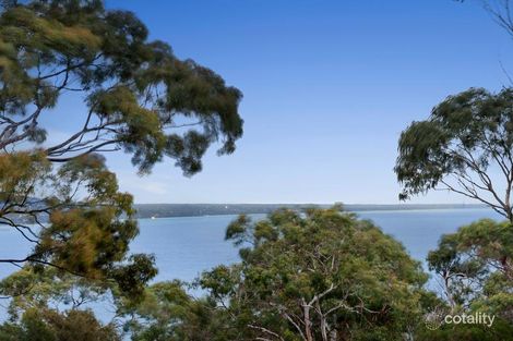 Property photo of 11 Paramount Crescent Mount Martha VIC 3934