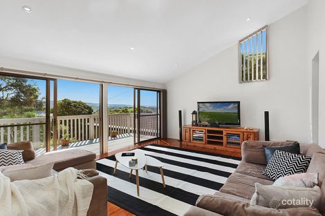 Property photo of 37 Yakaloo Crescent Forresters Beach NSW 2260