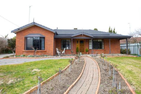 25 Farrar Ave, Horsham, VIC 3400